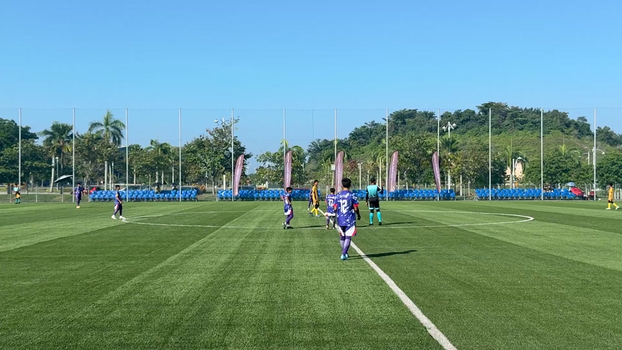 U14 - PUFA Bumblebee vs Shas FC.MOV